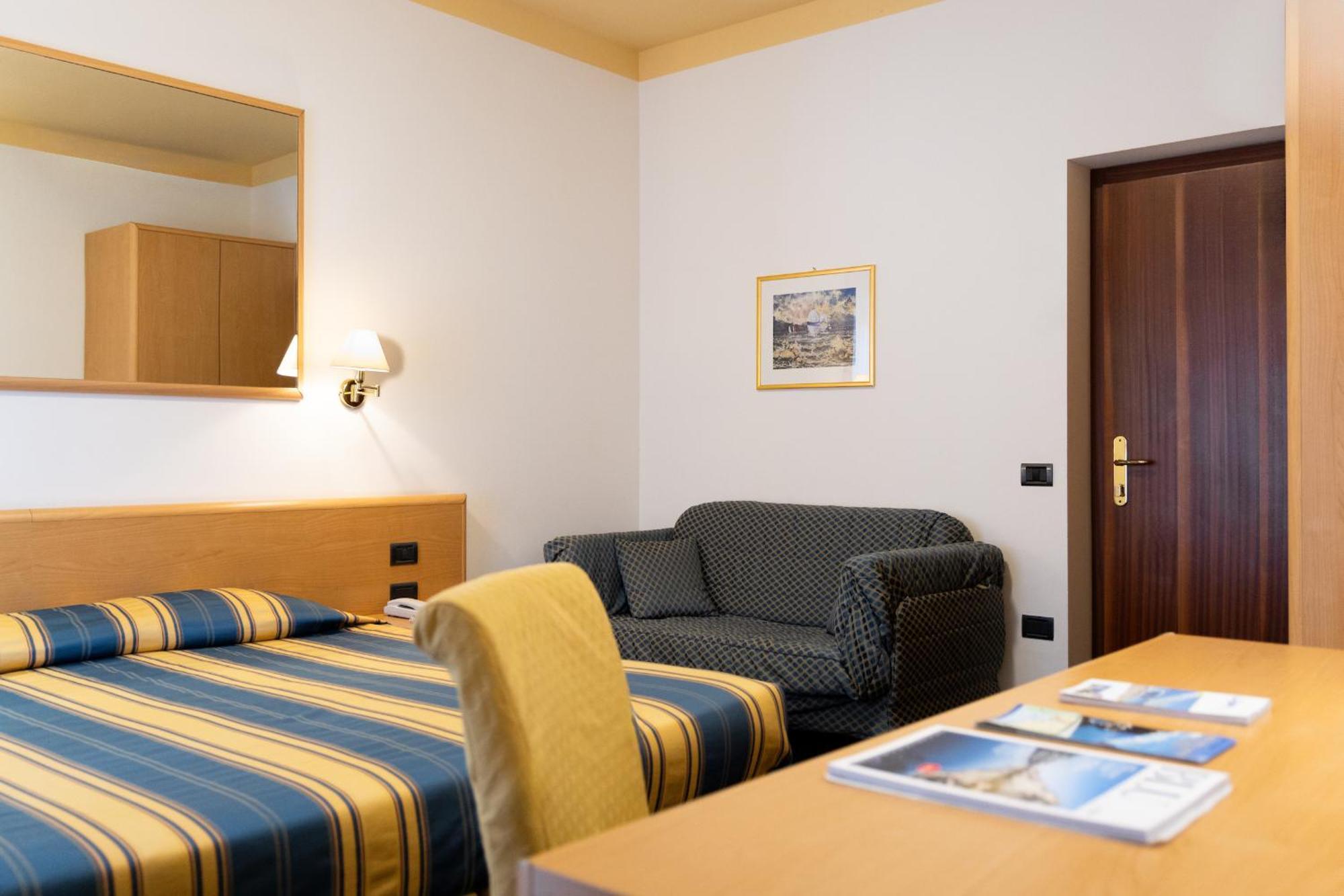 Brione Green Resort Riva del Garda Exterior photo
